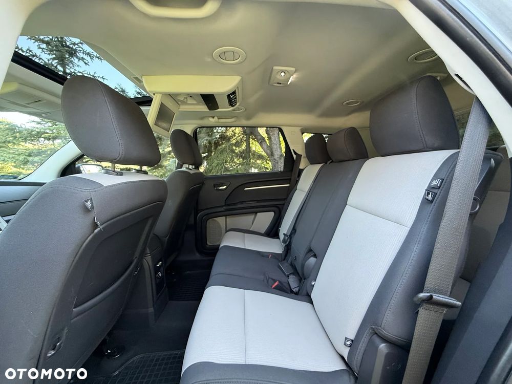 Dodge Journey 2.0 CRD SXT - 22
