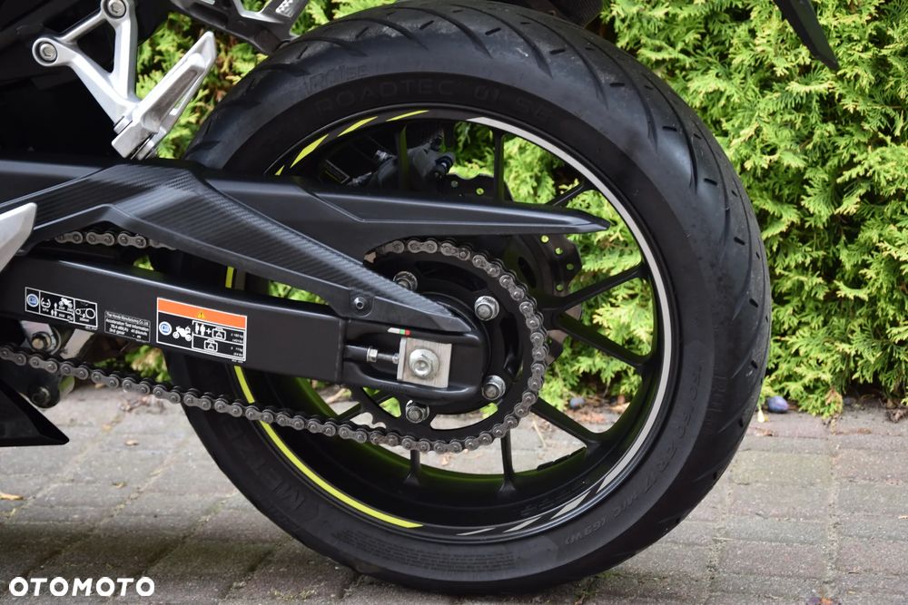 Honda CBR - 12