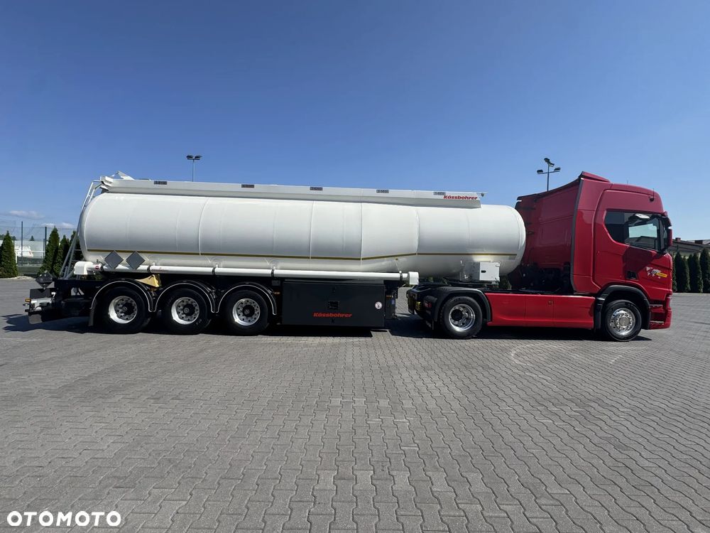 Scania R460 - ADR - 9