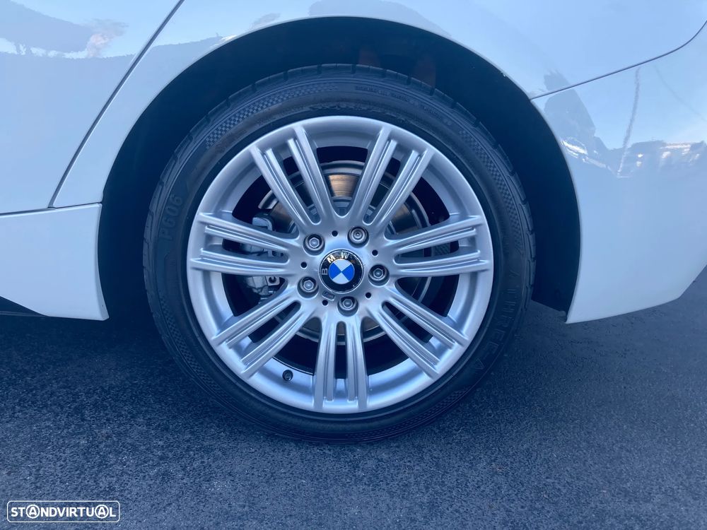 BMW 118 d xDrive Pack M - 10
