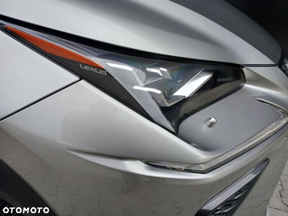 Lexus NX 300 F Sport AWD - 31