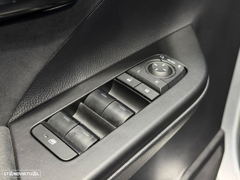 Toyota C-HR 1.8 Hybrid Square Collection - 14