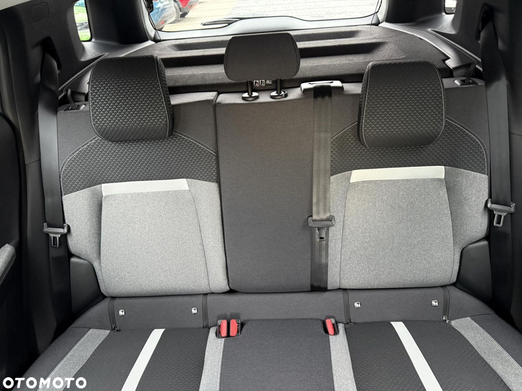 Opel Frontera - 24