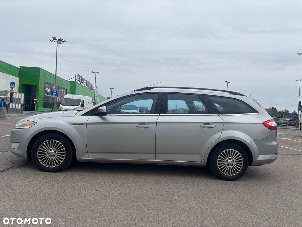 Ford Mondeo 2.5 Titanium - 4
