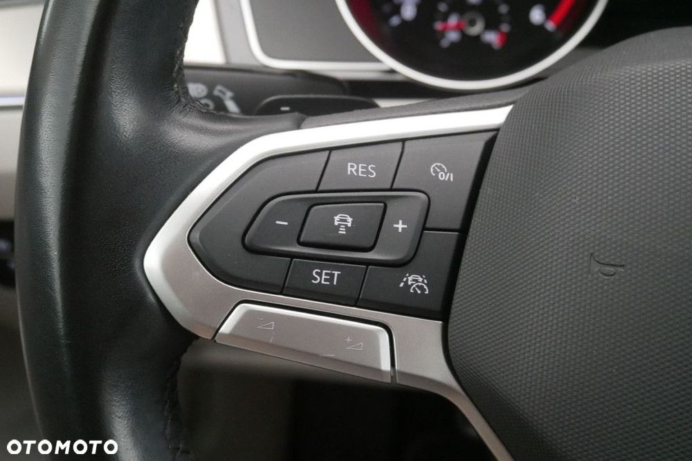 Volkswagen Passat Variant - 23