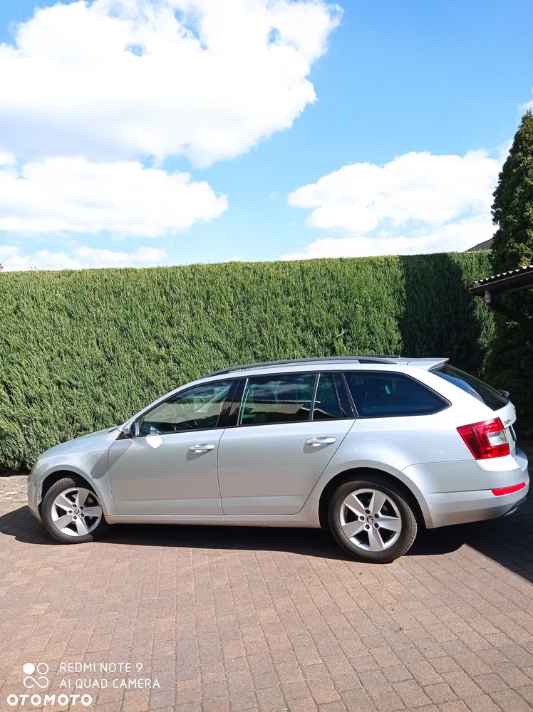 Skoda Octavia 2.0 TDI Ambition DSG - 2