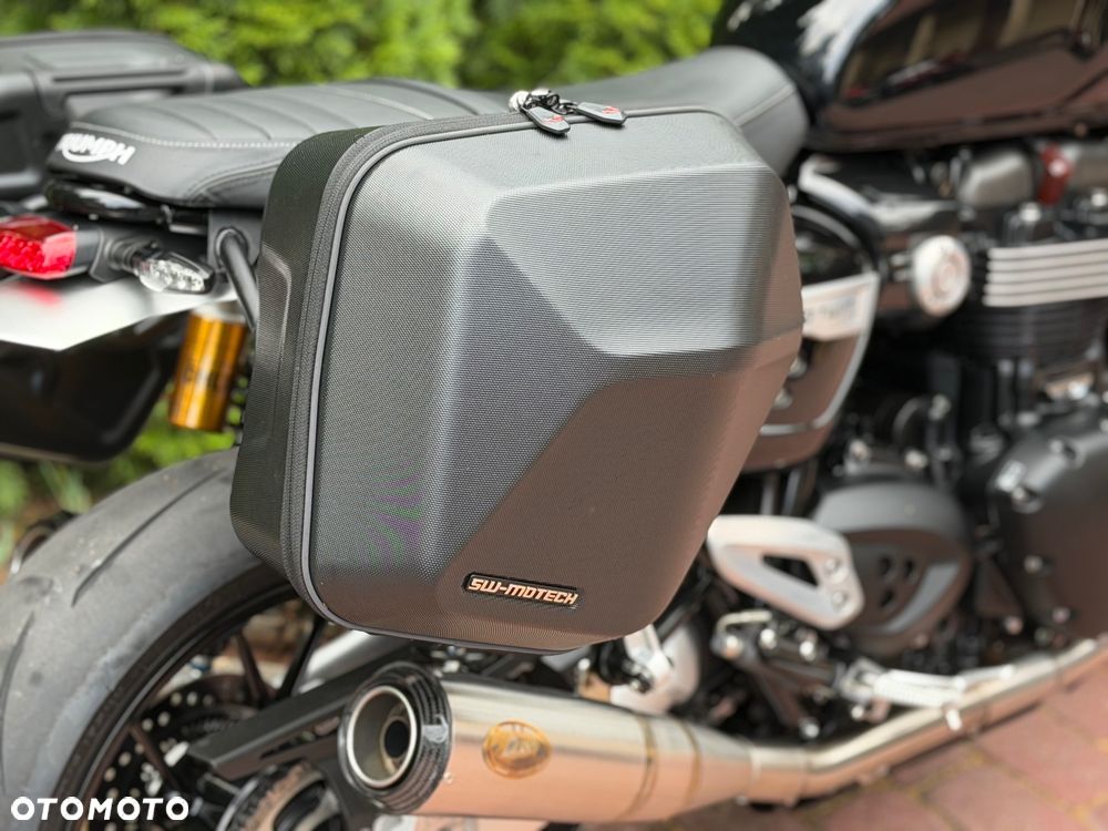 Triumph Speed Twin - 30