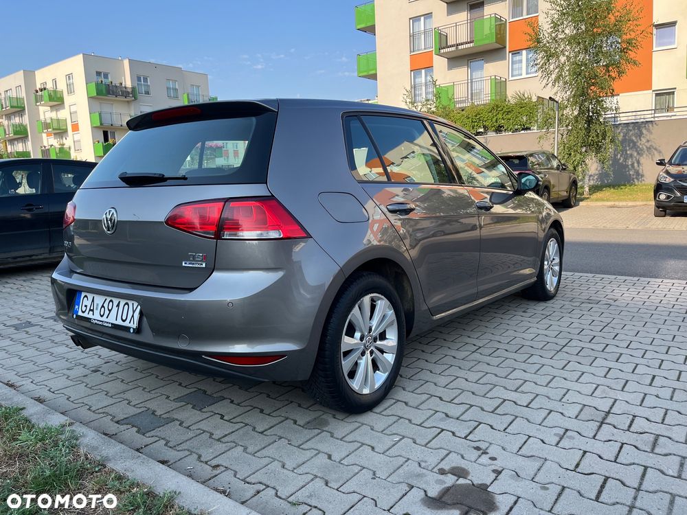 Volkswagen Golf 1.4 TSI BMT Highline - 4