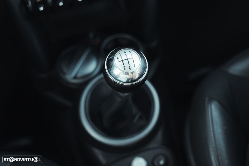MINI 3 Portas Cooper S - 36