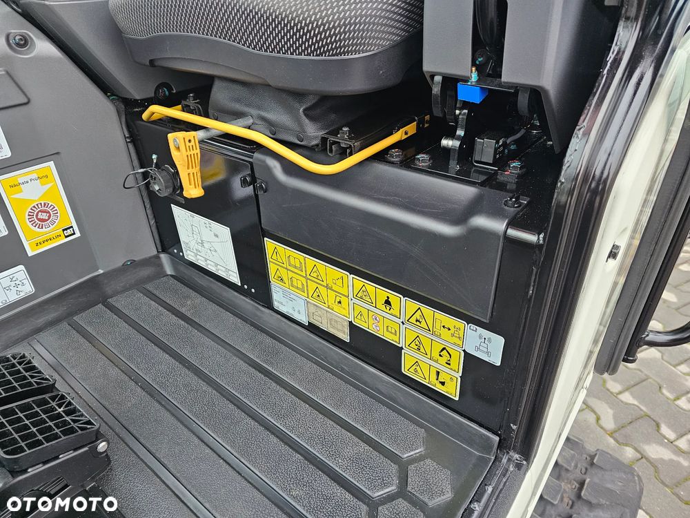 Caterpillar 301.8 05A - 27