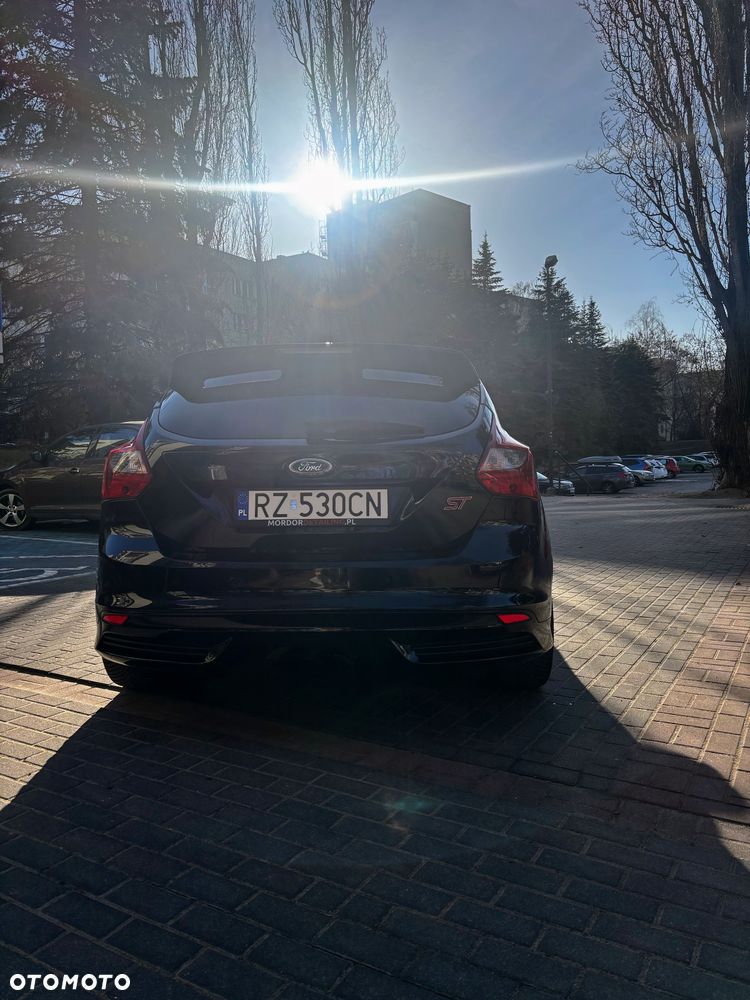 Ford Focus 2.0 EcoBoost ST mit Leder-Exclusiv-Paket - 6