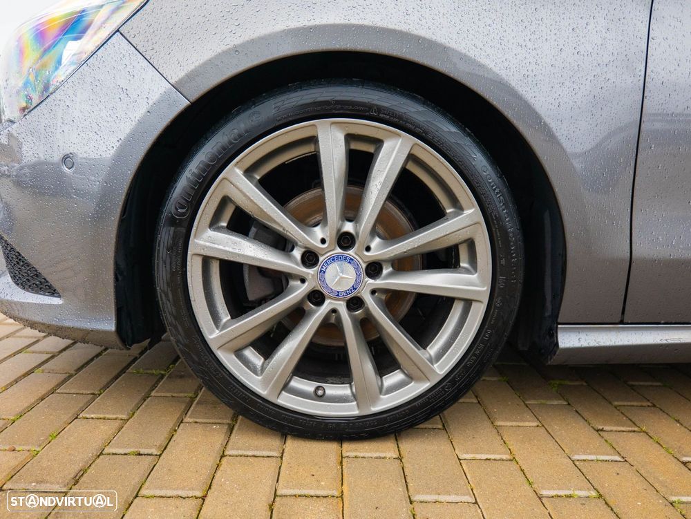 Mercedes-Benz CLA 200 d Shooting Brake Urban Aut. - 34