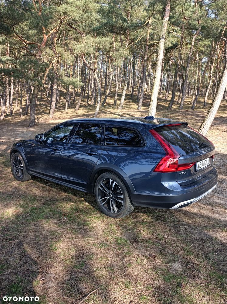 Volvo V90 Cross Country D4 AWD - 36