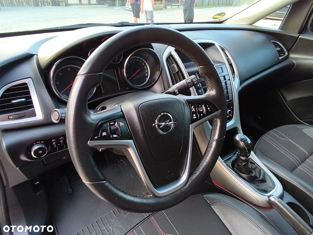 Opel Astra - 18
