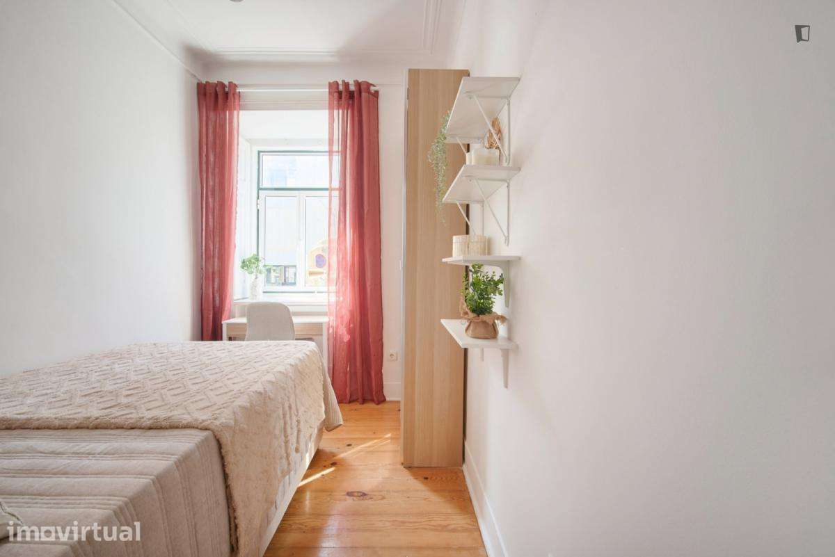 Quarto - localizado em Alcântara Lisbon - Grande imagem: 2/32