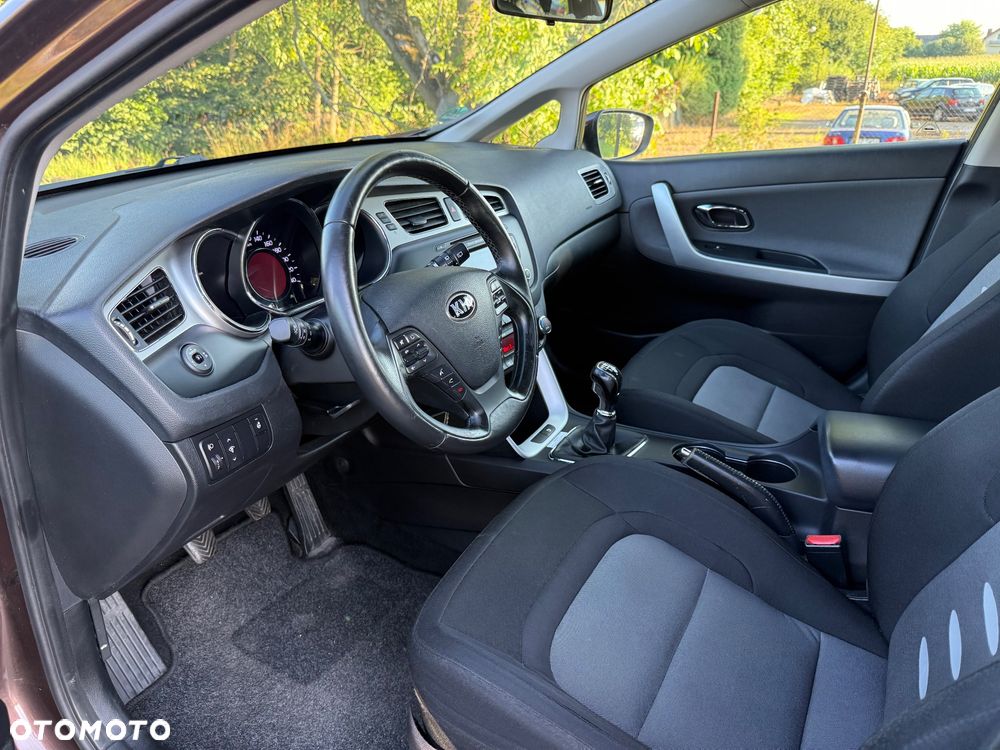 Kia Ceed 1.6 GDI Platinum Edition - 25