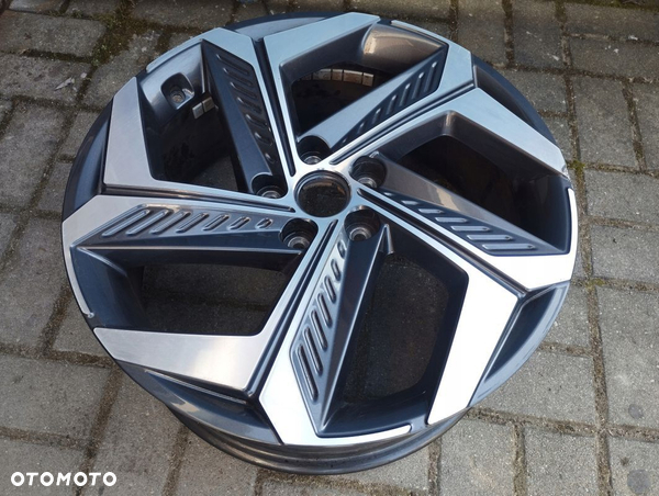 Felga 7.5J 19 ET51 Hyundai Tucson IV 4 52910-N7500