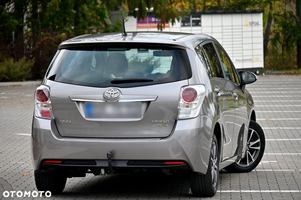Toyota Verso 1.8 Sol EU5 - 16