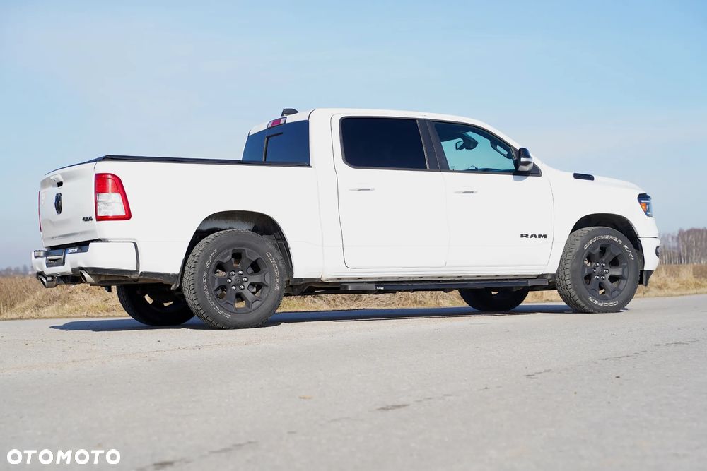 RAM 1500 5.7 Crew Cab Bighorn - 7