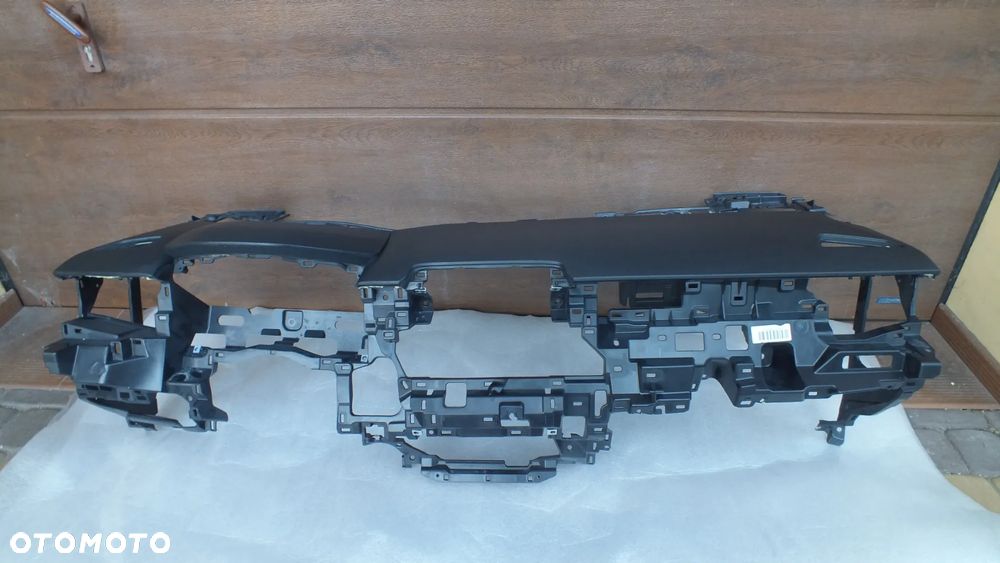 Konsola deska rozdzielcza Toyota Corolla E21 - 1