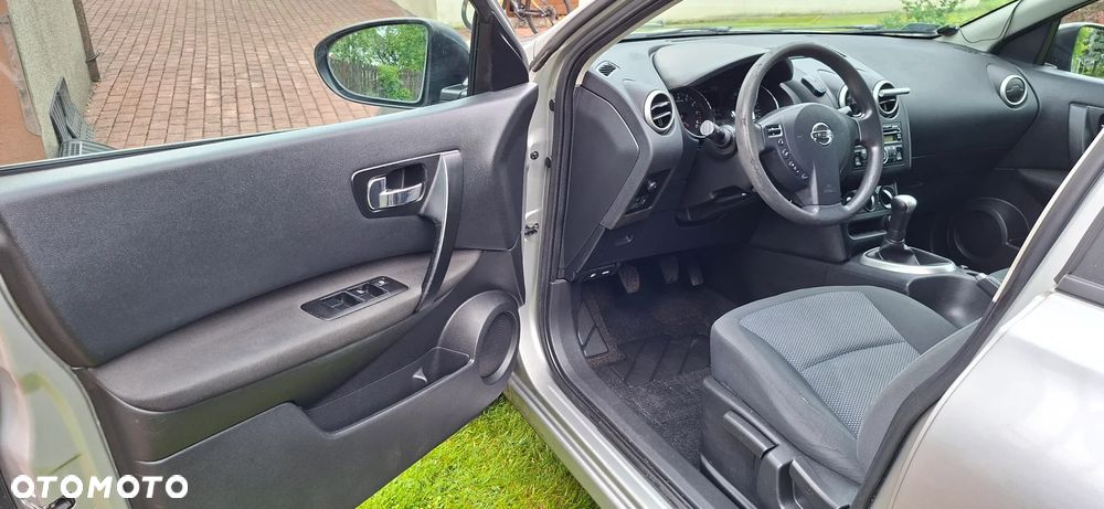 Nissan Qashqai 1.6 Visia - 10
