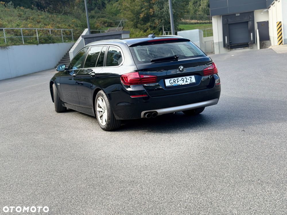 BMW Seria 5 530d xDrive Luxury Line - 4