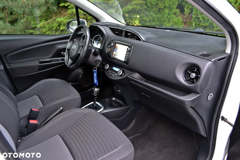 Toyota Yaris - 22