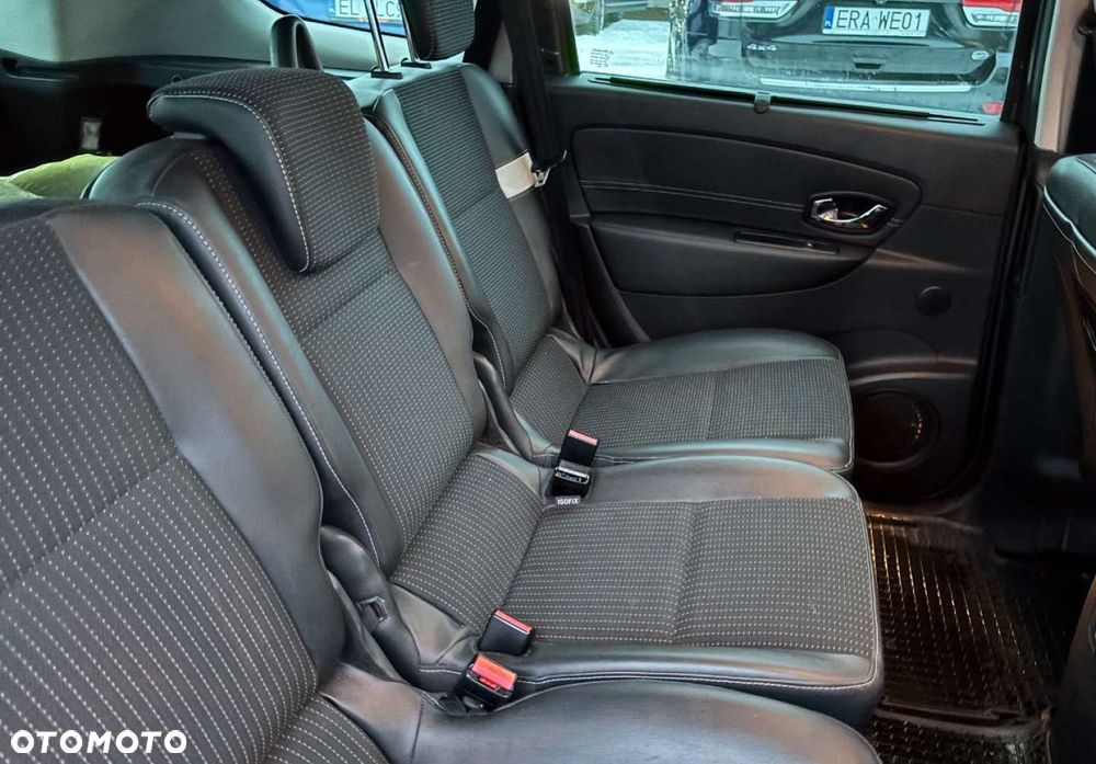 Renault Scenic - 16