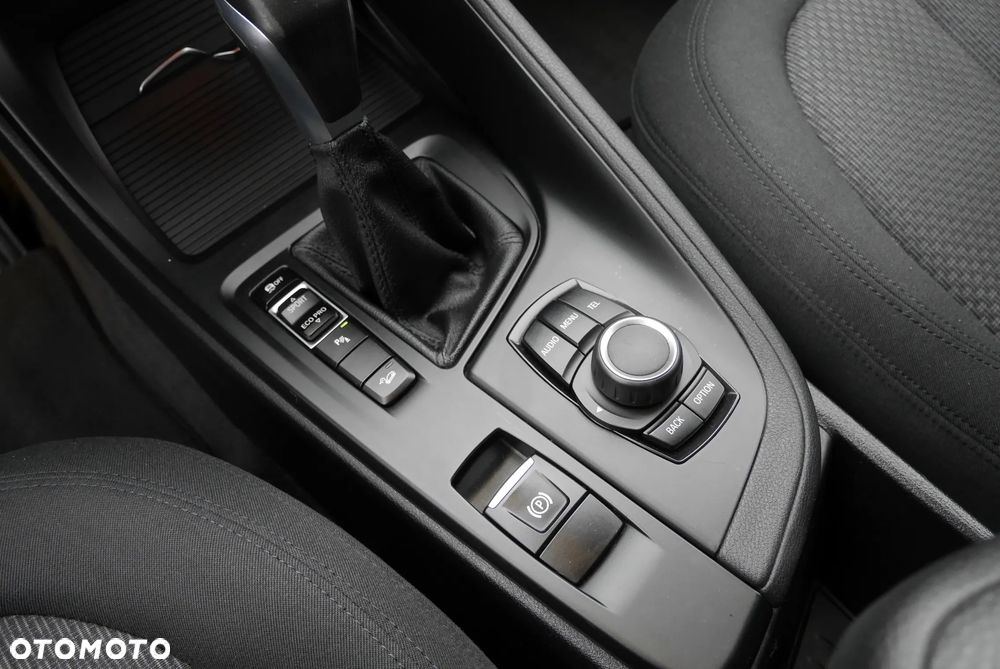 BMW X1 xDrive25d Advantage sport - 29