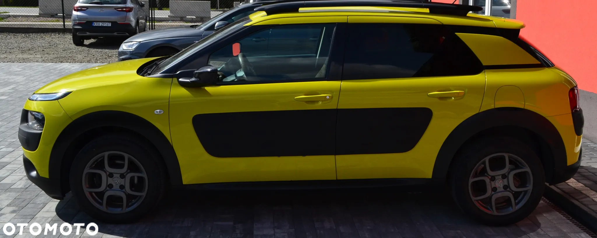 Citroën C4 Cactus 1.2 PureTech Shine - 17