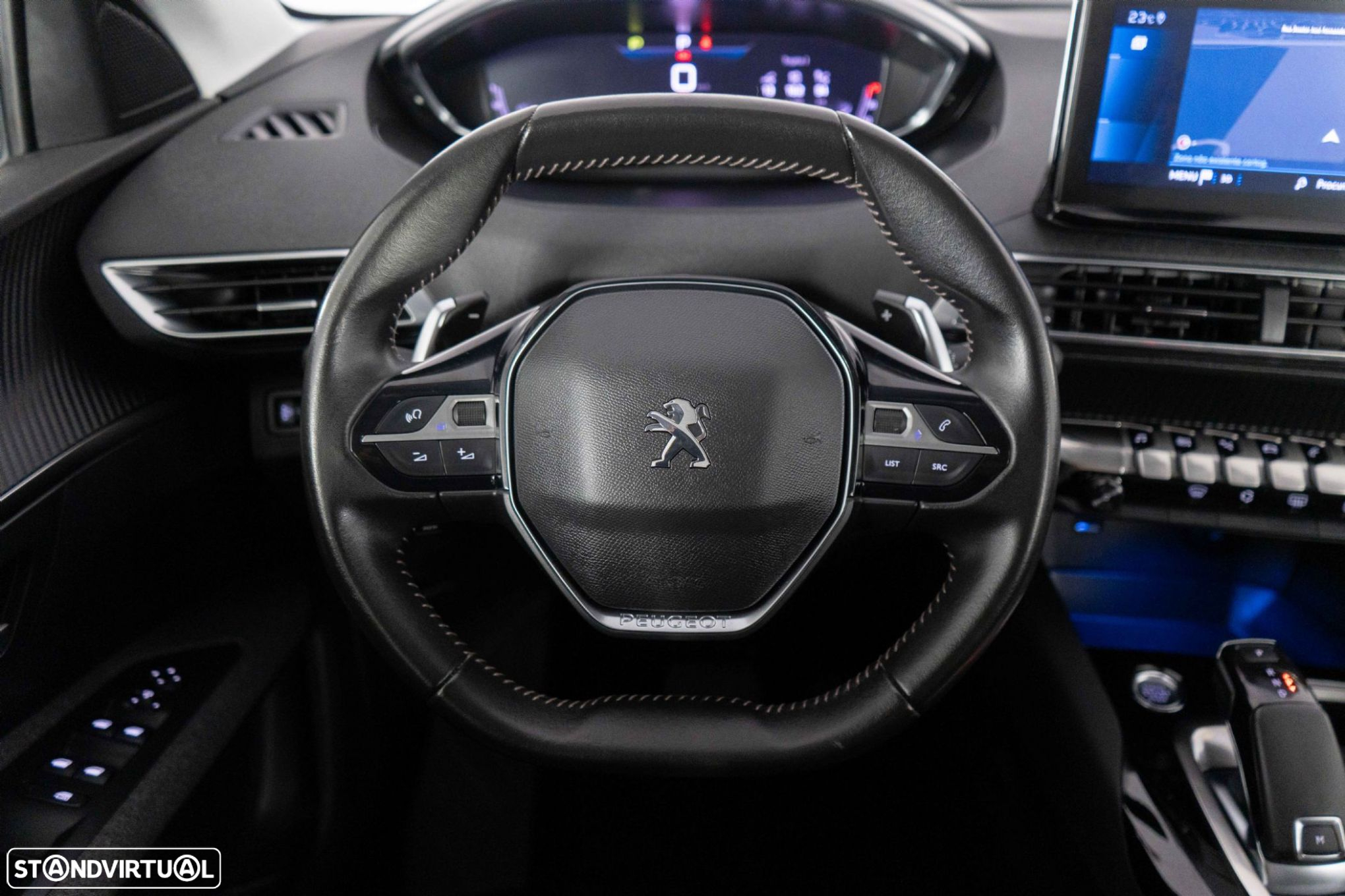 Peugeot 5008 1.2 PureTech Allure EAT8 - 28