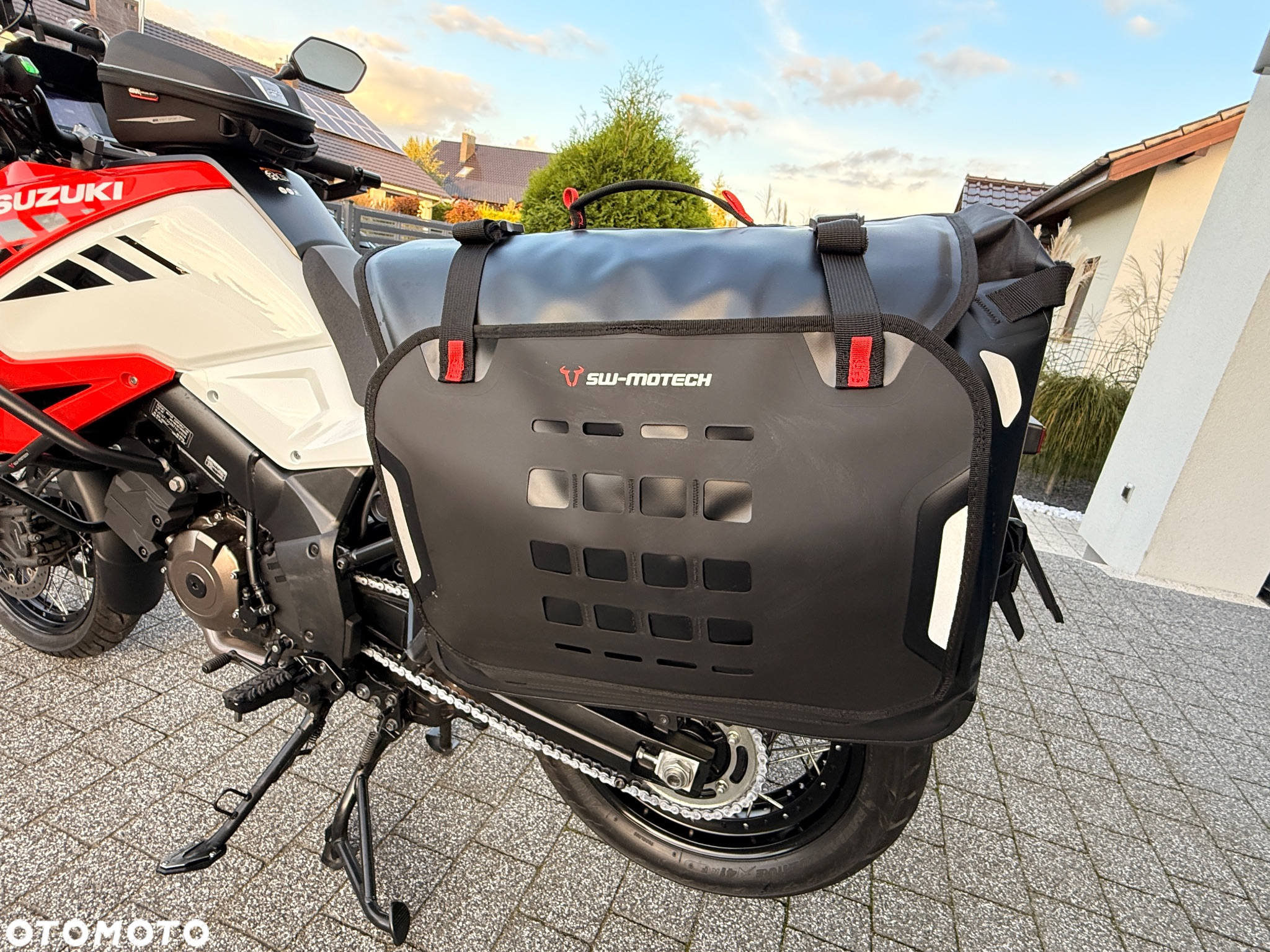 Suzuki DL - 17