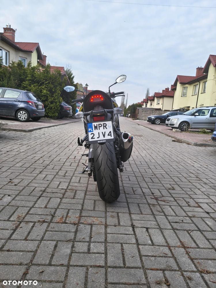Suzuki GSX - 4