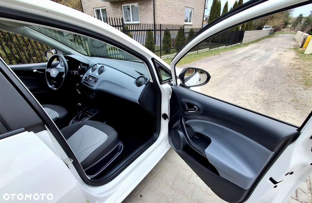 Seat Ibiza 1.4 16V Style Salsa - 17