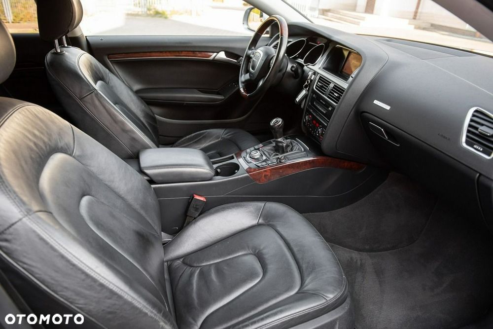 Audi A5 Coupé 3.2 FSI Quattro - 7