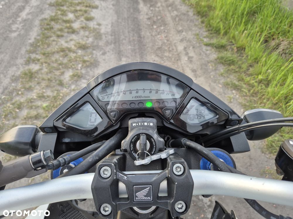 Honda CB - 9