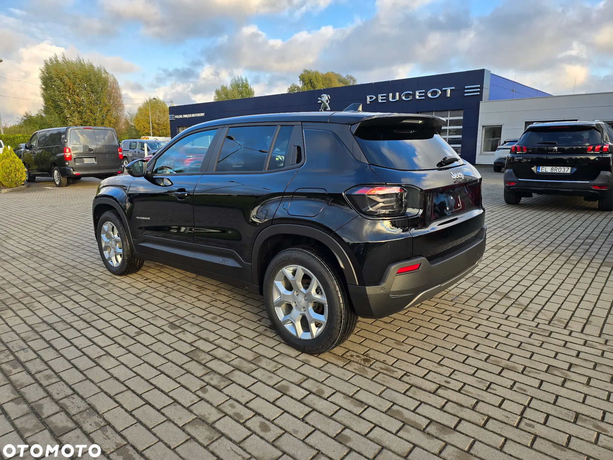 Jeep Avenger 1.2 GSE T3 Longitude FWD - 3