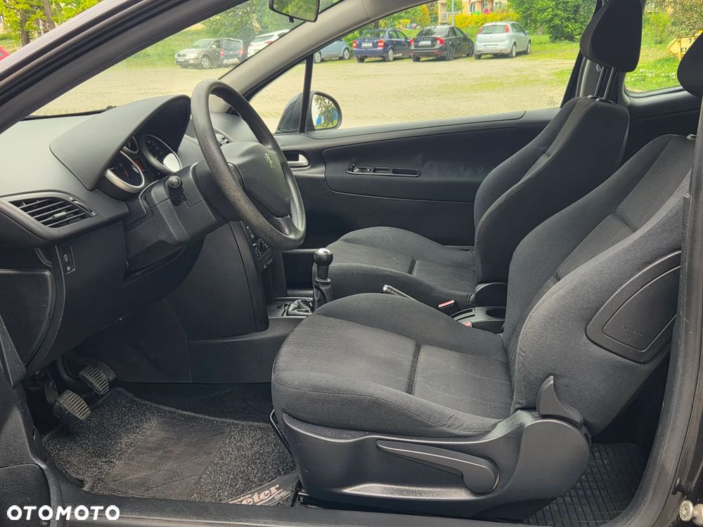 Peugeot 207 90 Filou - 7