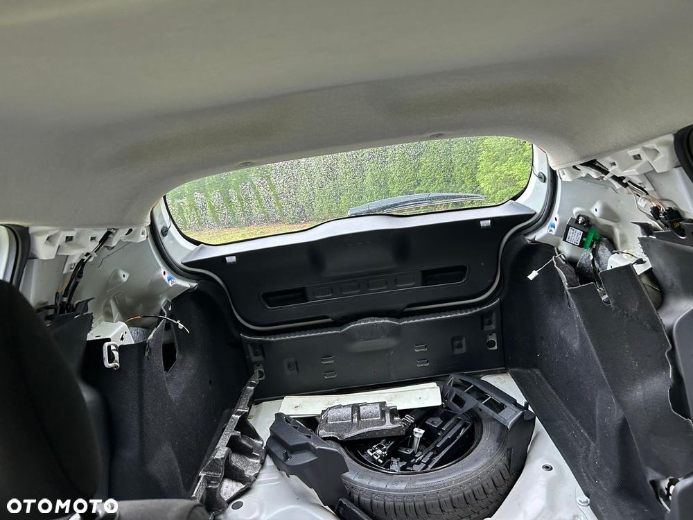 Citroën C3 1.2 PureTech Shine - 20