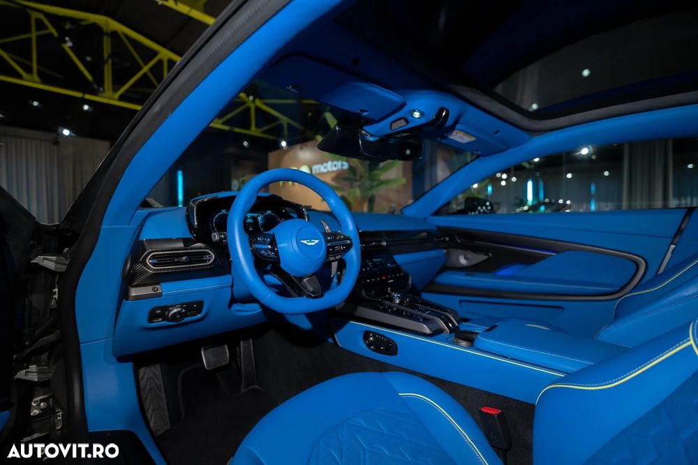 Aston Martin Vanquish - 7