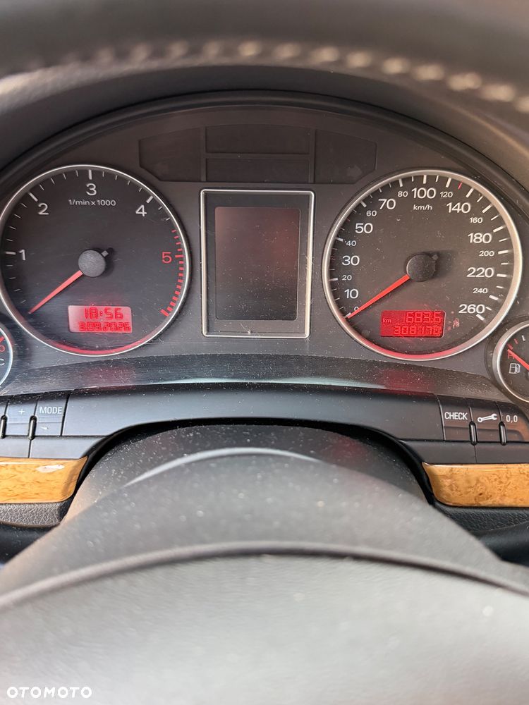 Audi A4 Avant 1.9 TDI - 7