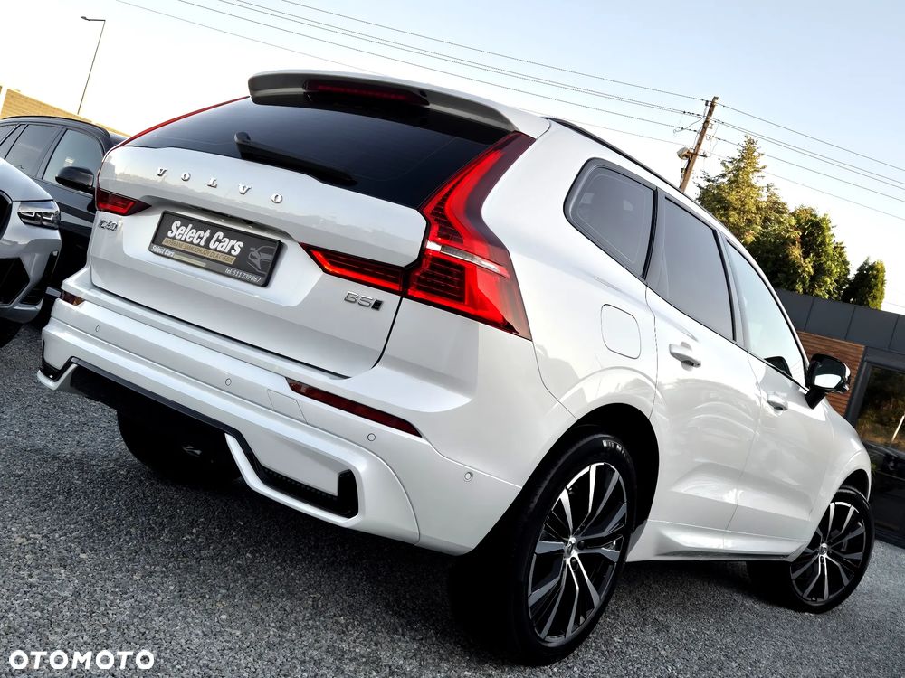 Volvo XC 60 B5 B AWD Ultimate Dark - 36