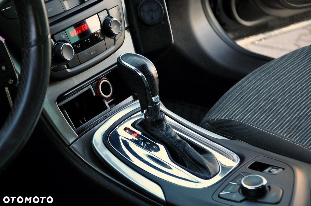Opel Insignia - 34