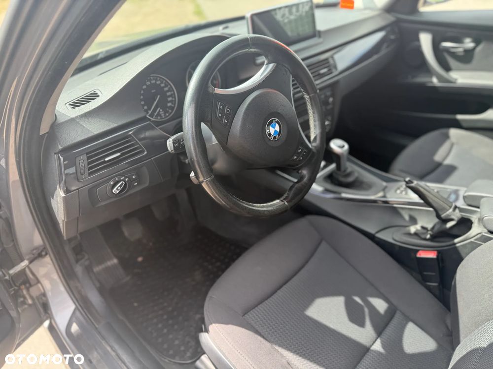 BMW Seria 3 - 8