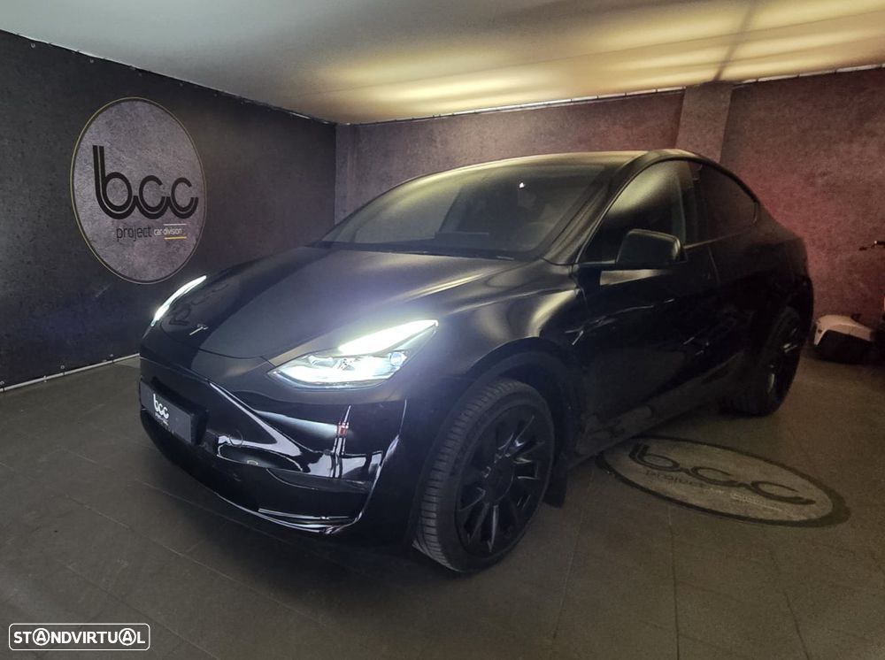 Tesla Model Y Long Range Dual Motor AWD