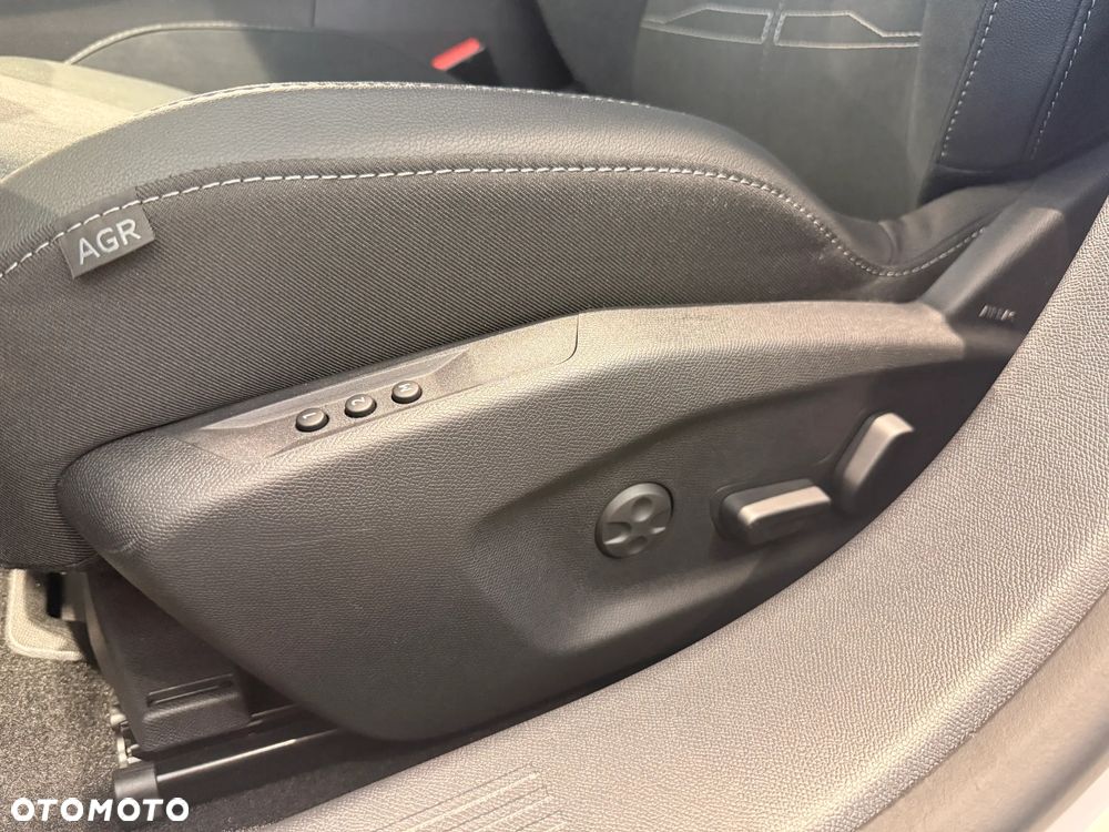 Opel Astra 1.2 T mHEV GS eDTC - 22