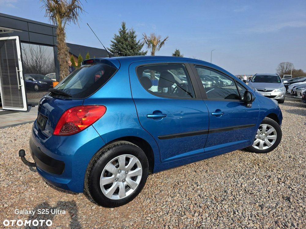 Peugeot 207 1.4 - 24