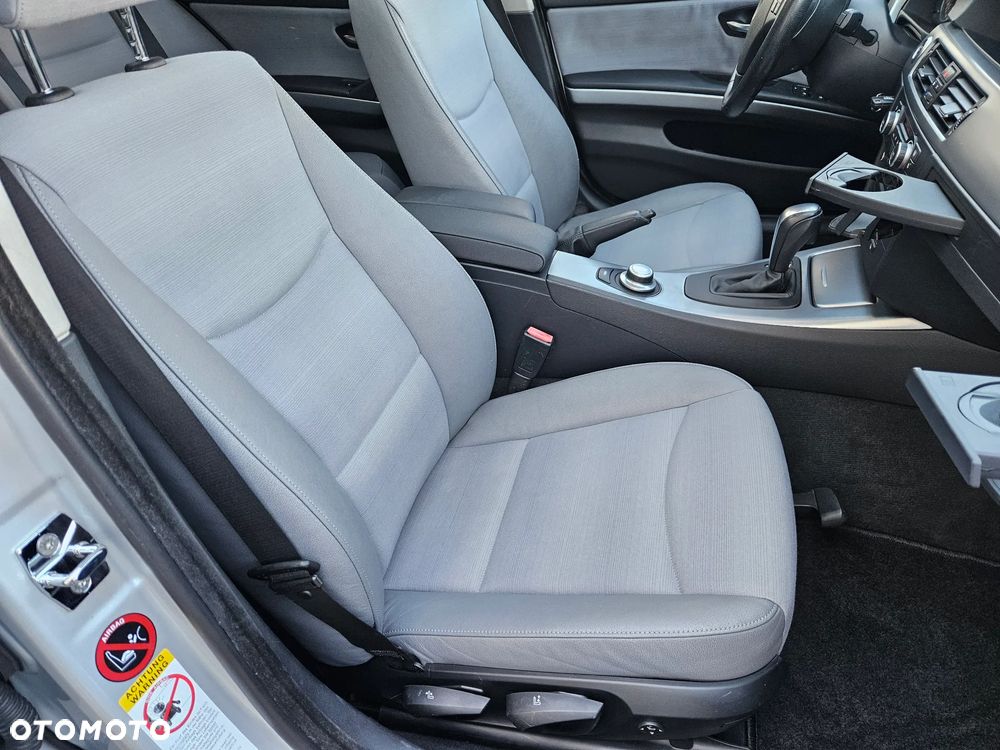BMW Seria 3 320d DPF - 16