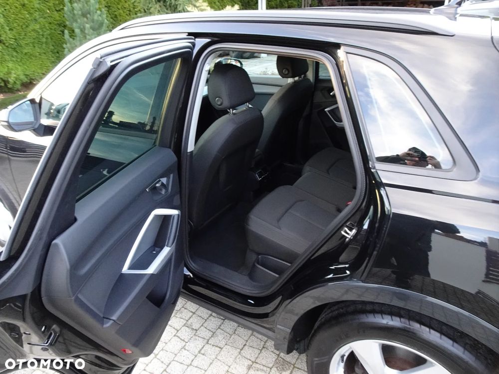 Audi Q3 35 TFSI Advanced S tronic - 17