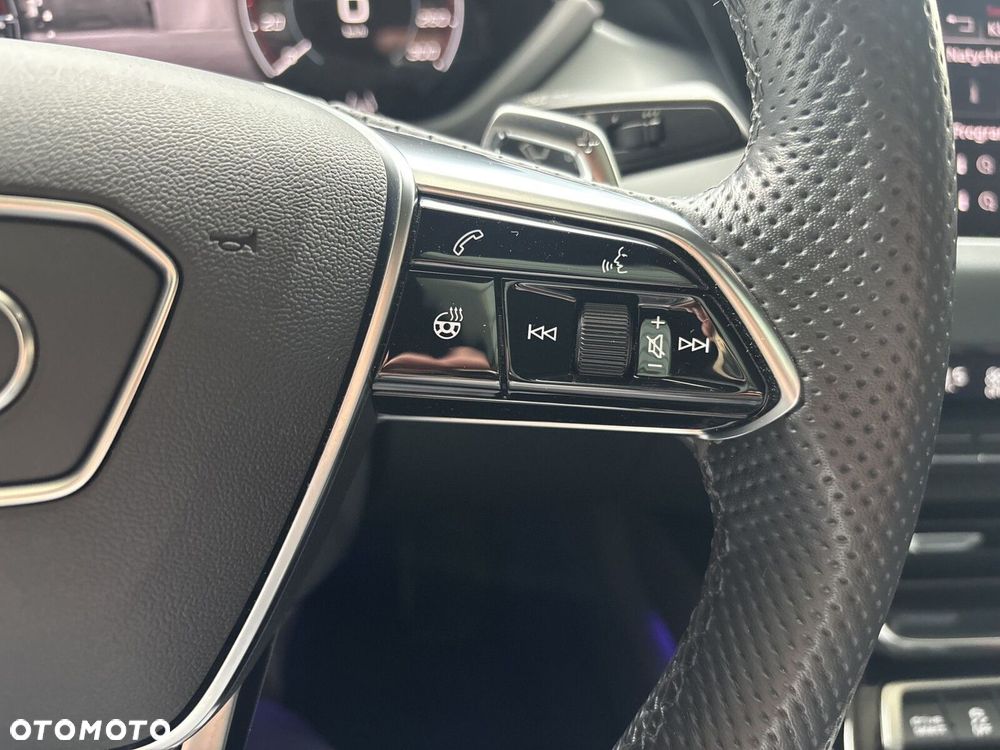 Audi e-tron GT - 14